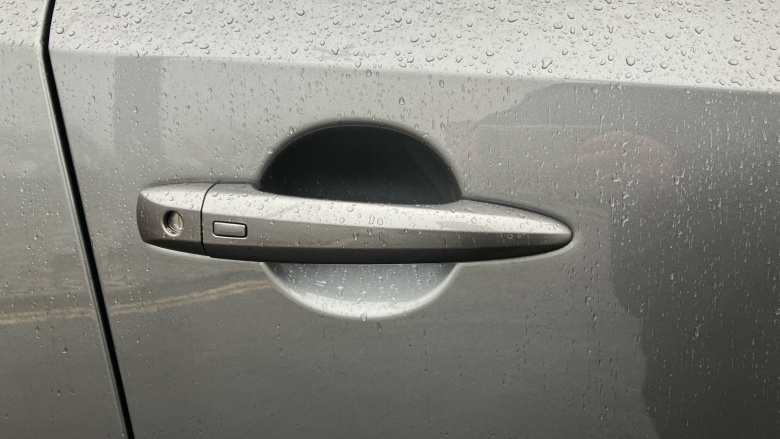 Nissan Qashqai 1.3 DiG-T MH Acenta Premium 5dr Petrol Hatchback